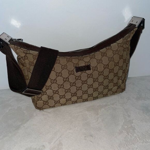 Authentic GUCCI GG Logo Crossbody Brown - Picture 15 of 15